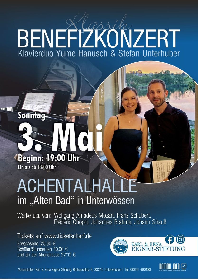 Plakat für das Klassik-Benefizkonzert des Klavierduos Yume Hanusch und Stefan Unterhuber am 3. Mai in der Achentalhalle Unterwössen, illustriert mit einem Konzertflügel und einem Foto der beiden Künstler.